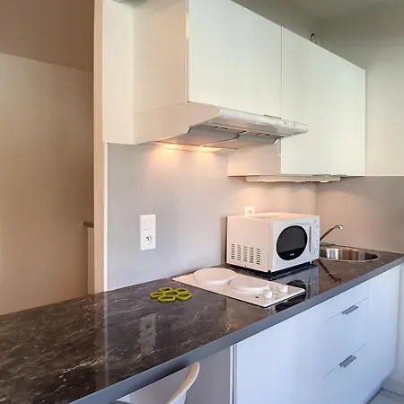 Henri Camille Real Estate - Latour - 150m Martinez *